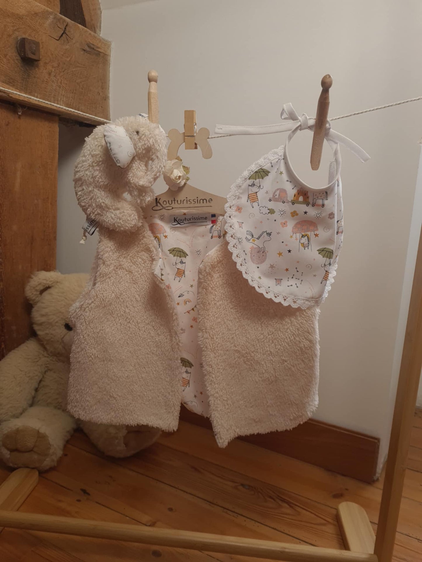 Gilet fillette Brandon fait main- Tissu personnalisé