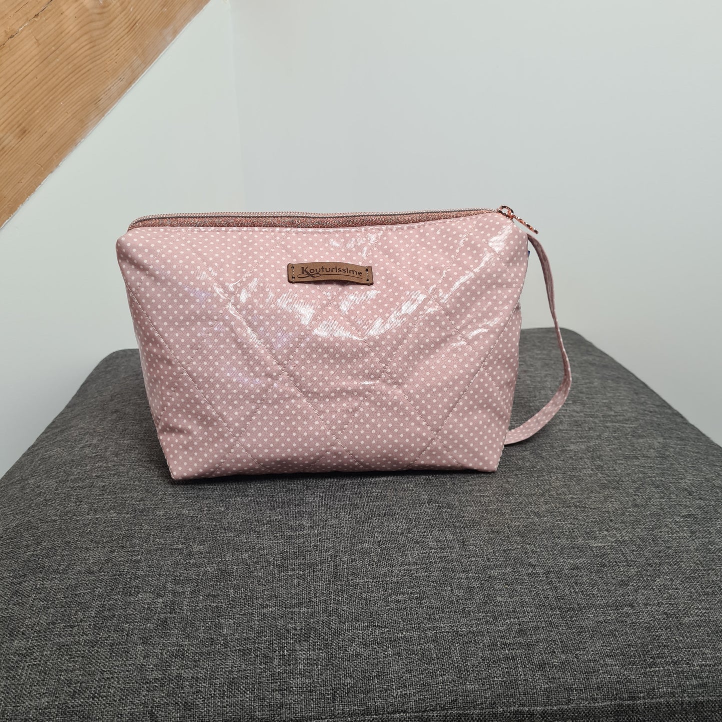 Barton – Trousse matelassée en velours ou enduit