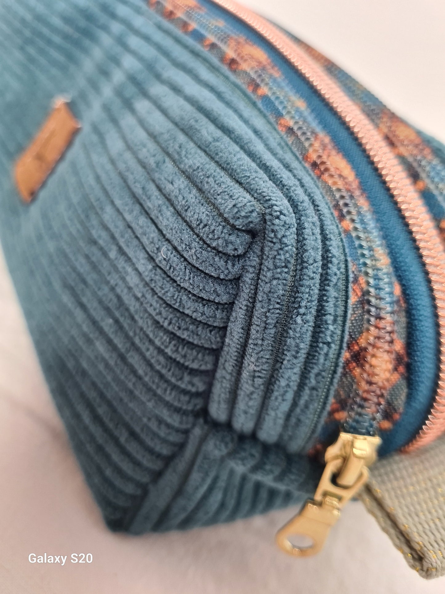 Lucy - Trousse à 3 compartiments faite main